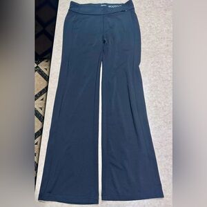 Boot cut yoga pants